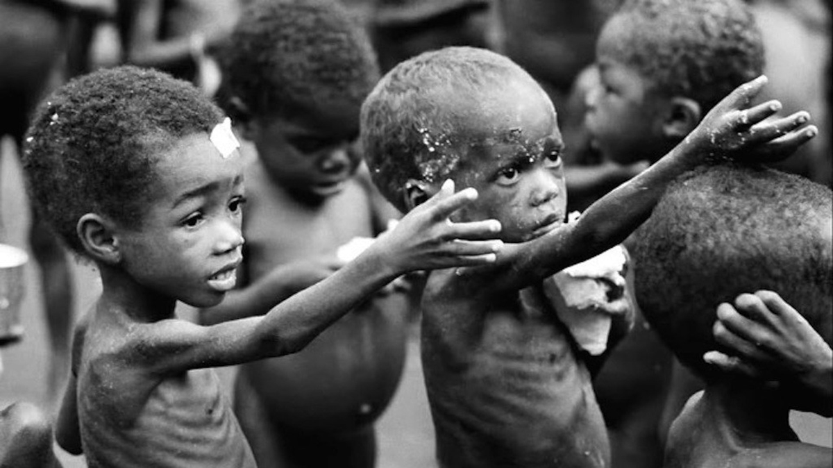 TexasMichael42's tweet photo. @OliLondonTV ACTUAL starving people that NOBODY is protesting for... https://t.co/rTyyxu8tGn