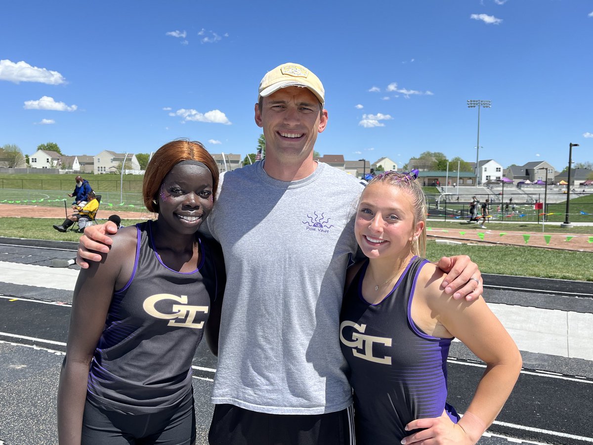 Congrats to Nyaruot (9-0) and Briannah (10-0) for qualifying for State in the PV!