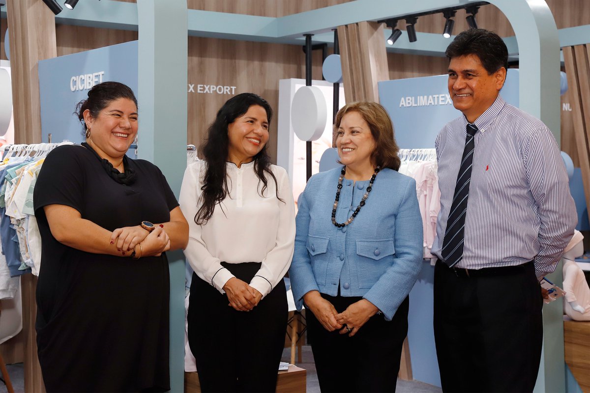 PeruMODA's tweet image. FIT #Brasil fue testigo de la magia de las marcas peruanas de moda infantil, donde la mano de obra especializada y el #algodónpima se unen en creaciones únicas y sostenibles. ¡Deja que tus pequeños vivan la experiencia de la calidad y confort! 🌿💫 #ModaPeruana  #Sostenibilidad