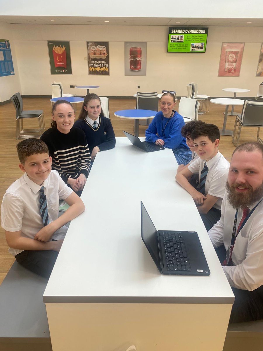 Ysgol Glan Clwyd (@ysgolglanclwyd) on Twitter photo Diolch i ddisgyblion bl8 am fod yn rhan o Llais y Disgybl gydag athrawon cysylltiol Prifysgol Bangor.
Thank you to our yr8 pupils for their contribution to Pupil’s Voice with our associate teachers from Bangor University.
<a href="/prifysgolbangor/">Prifysgol Bangor</a> Diolch i ddisgyblion bl8 am fod yn rhan o Llais y Disgybl gydag athrawon cysylltiol Prifysgol Bangor.
Thank you to our yr8 pupils for their contribution to Pupil’s Voice with our associate teachers from Bangor University.
<a href="/prifysgolbangor/">Prifysgol Bangor</a>