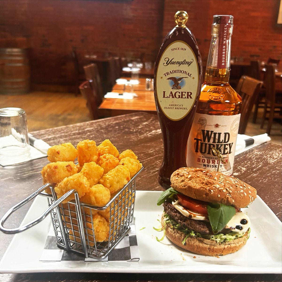 🚨 Every Tuesday… A burger, a beer & a bourbon - all for just $20! Tonight: 🍔 𝐀 𝐁𝐮𝐫𝐠𝐞𝐫 - Fresh Mozzarella, Marinated Tomato, Basil Pesto, Shaved Brussels Sprouts, Balsamic Glaze 🍺 𝐀 𝐁𝐞𝐞𝐫 - Yuengling Lager 🥃 𝐀 𝐁𝐨𝐮𝐫𝐛𝐨𝐧 - Wild Turkey #urbansaloon