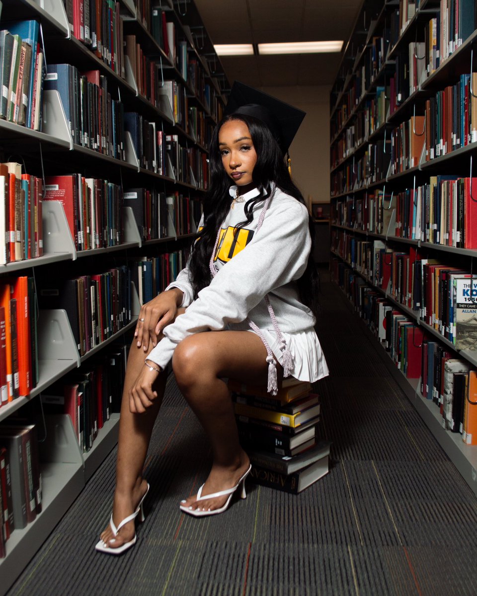 arithemeerm's tweet image. B.S in Criminal Justice; Concentration in Forensic Science Crime Scene Investigation VCU Class of 2024 🎓💛  THANK YOU GOD