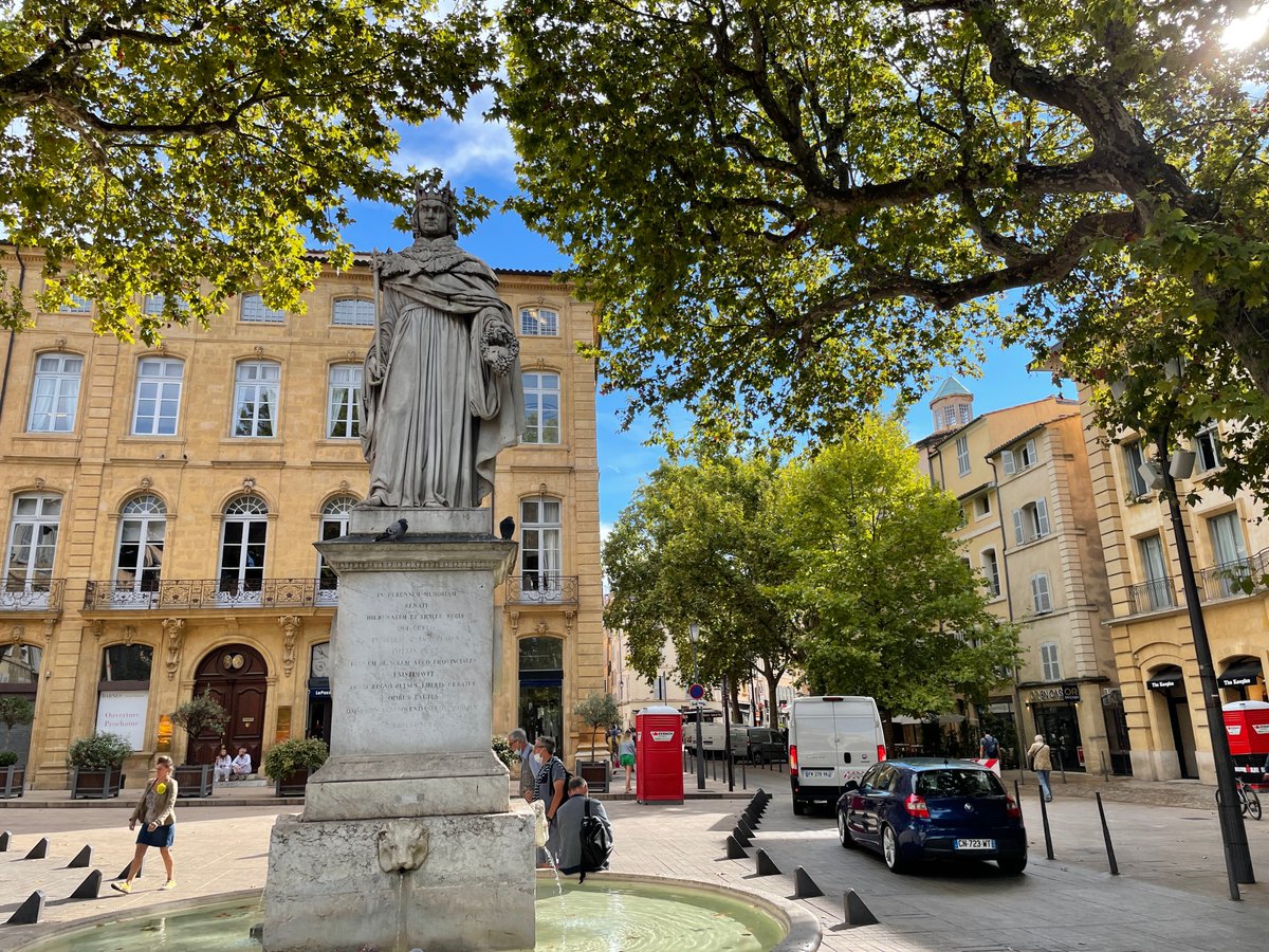 A simple photo of a square in #Provence in September. Just a reminder to our great LinkParis.com clients that early fall trips to #France are amazing! #ExploreFrance #JohnsGuideToFrance #travel 😀