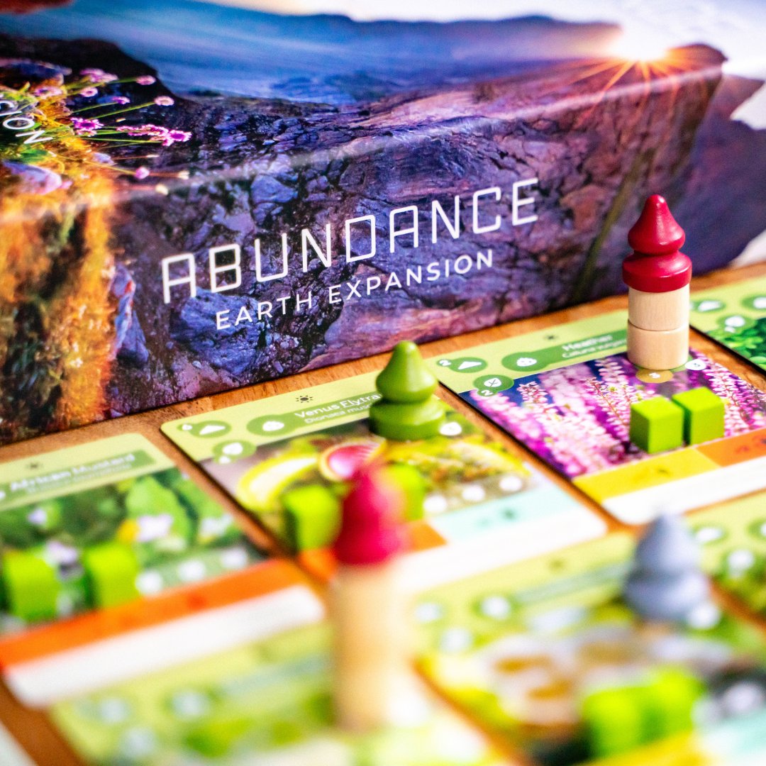 There are only a few hours left to back the new Abundance expansion on Kickstarter! 🌍 Whether you're already a fan of Earth or exploring the game for the first time, the project has something for everyone. Don't miss out! kickstarter.com/projects/insid…