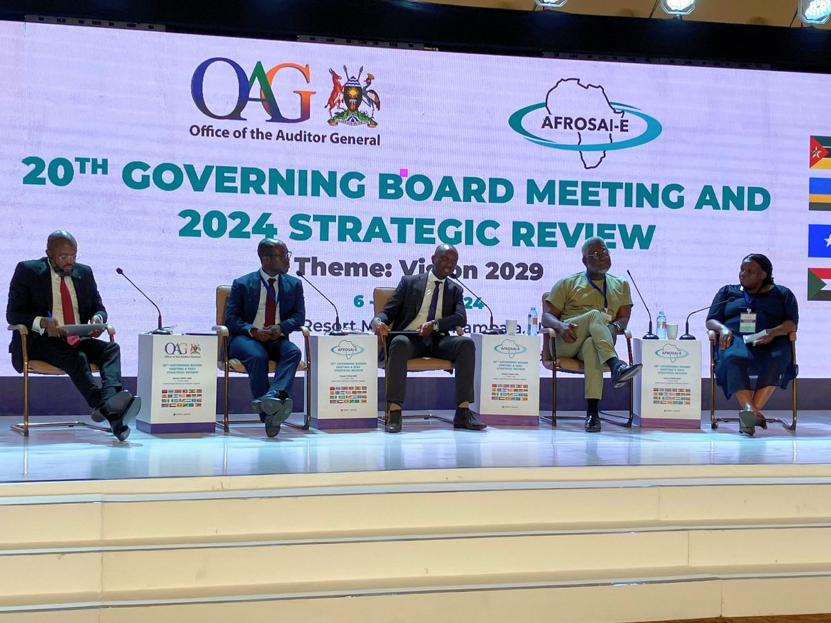 Auditor-General Garswa Jackson of Liberia leads a panel with @GlobalFund, @Gavi, and @AFROSAIE on donor engagement with #SAIs and the use of country systems to #audit donor projects at the AFROSAI-E Strategic Review meeting. #AFROSAIE2024 #Vision2029