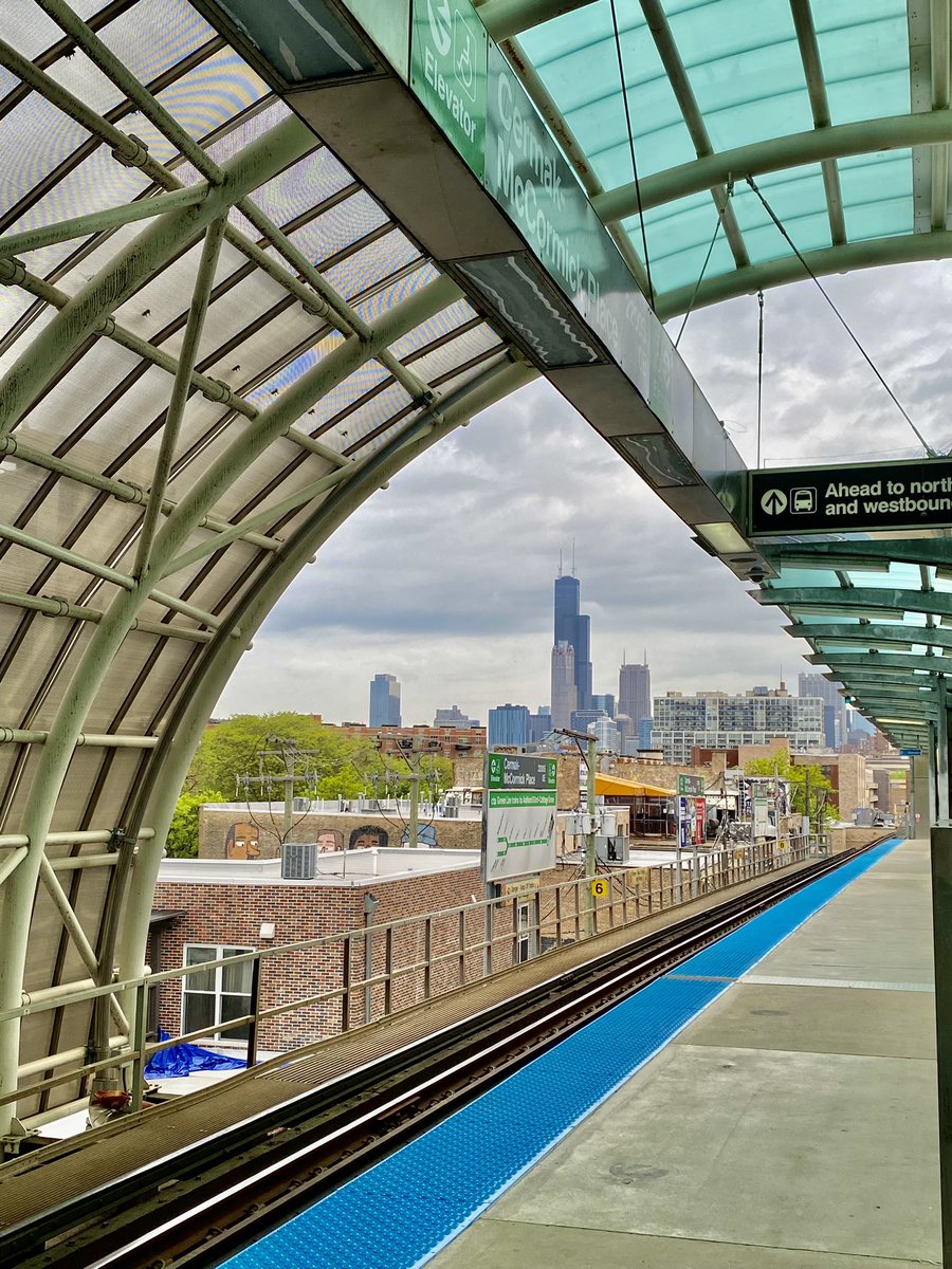 AgainMichelle's tweet image. Doors closing