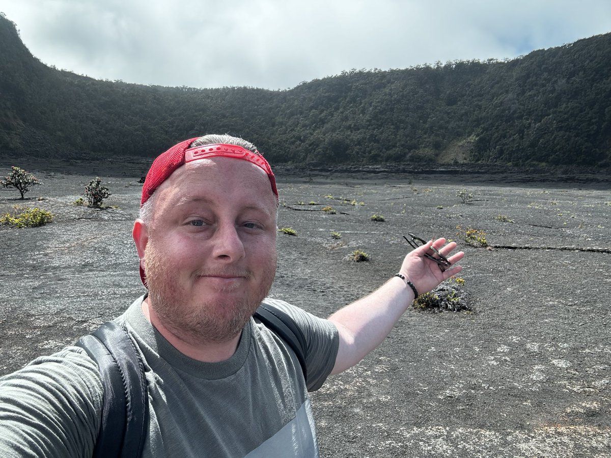 Good morning from the middle of Kīlauea, the most active volcano in Hawaii Volcano National Park!
We hiked into the caldera. I’m standing where the last eruption happened in 2018 and the lava cooled in 2023.