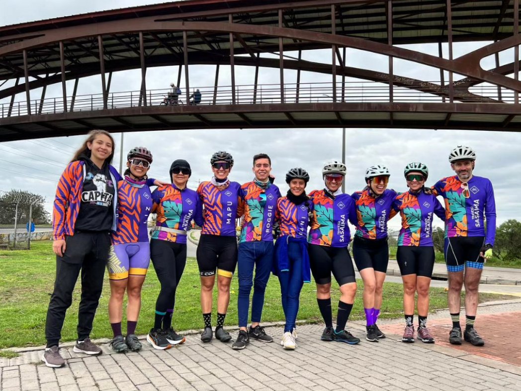 Nos fuimos para Sasaima si señoras y señores 🤎💜💚💙💛🧡