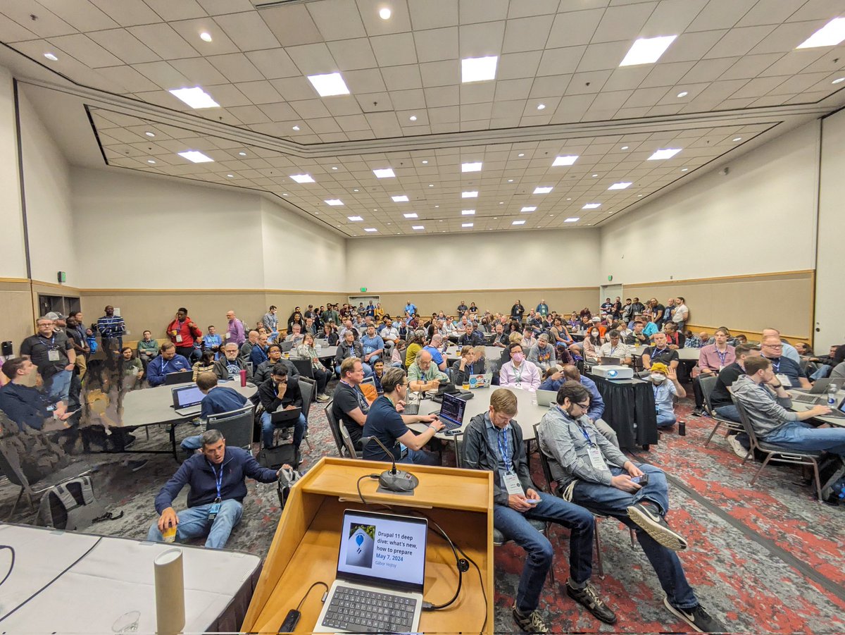 Gábor Hojtsy tweet media