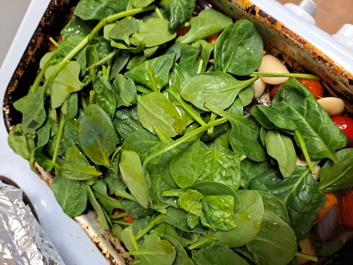 as i keep sayin' to myself..  Awww shit man, you can never have enough #Spinach #greekeaster #plantbaseddfood #vegan #vegangrub let's see what it looks like after...