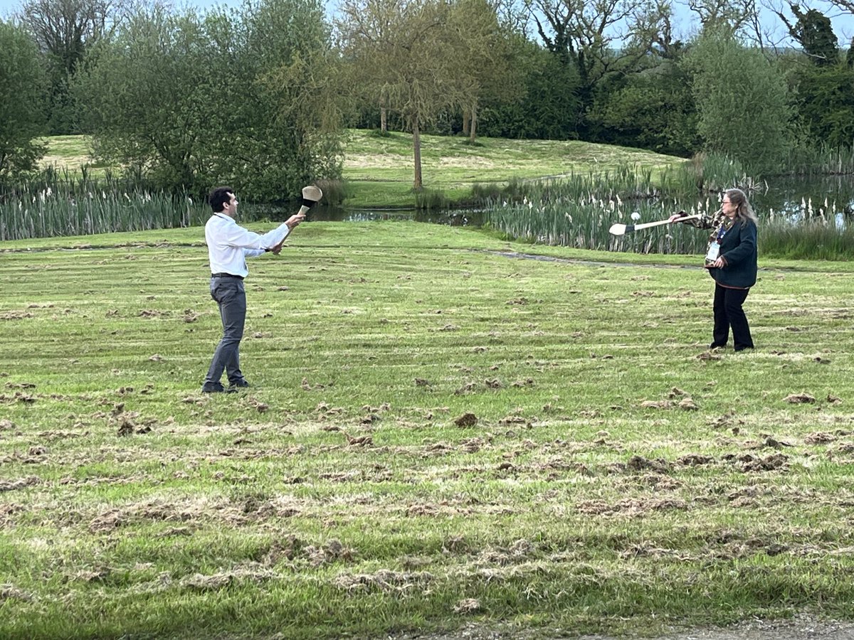 ⁦@ernvillalba⁩ ⁦@SUNY⁩ #LifelongLearning #5thVPLBiennale #can’tstoplearning #hurling with @DaveDenieffe ⁦@SETUIreland⁩ ⁦@QQI_connect⁩ What fun!