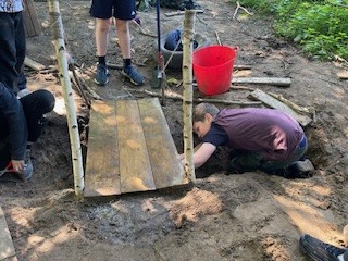 Such a wonderful moment in our session today. @NectonY6 worked together through a series of ideas to extend a trench and build a bridge. It took good communication, a few mistakes and perseverance, but the pride and happiness was so great to share in.