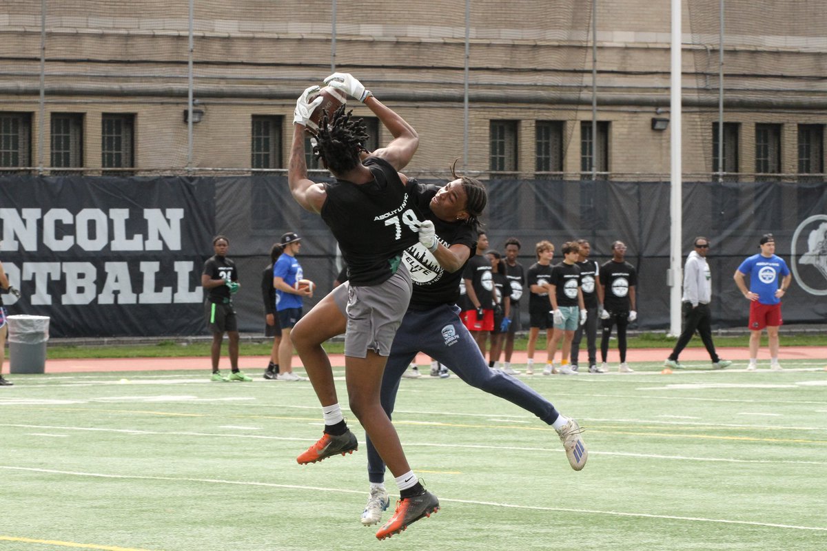 Thanks to all who made the 5th Annual Elite V Showcase so special!

Each year, the talent and competition at this camps gets better and better. We look forward to serving NYC for the next 5 years and beyond.

Lookout for official film later this week.