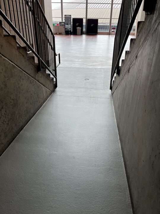 ResFloorSupply's tweet image. Products Used: Westcoat EC-12 Primer (Stone Gray), Granite Flake Blend, EC-32, EC-34 (Stone Gray) SC-65 (Flat). Shop: (832) 426-4599 / 4601 S Pinemont Dr #118, Houston, TX 77041 #flakesystem #flake #flooringcompany #flooring #flooringideas #coatingsolutions #flooringinstallation