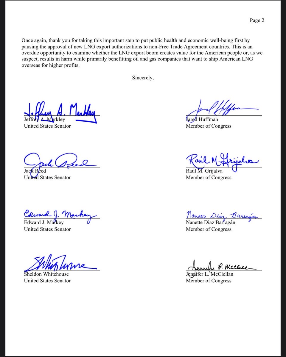 Today, @SenJeffMerkley, @SenJackReed, @SenMarkey, @RepHuffman, @RepRaulGrijalva, @RepBarragan, @RepEspaillat and I led over 70 Members to thank @POTUS and @SecGranholm for the recent pause in approvals on new LNG exports. We'll keep fighting to protect our planet. 🌎