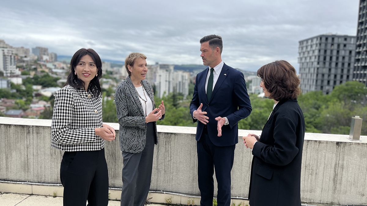During his visit to Tbilisi🇬🇪, @JohanForssell voiced Sweden’s concern regarding the draft law on foreign influence. “We are concerned that the proposed law would unduly limit the space for civil society and run counter to Georgia’s stated EU ambitions.”