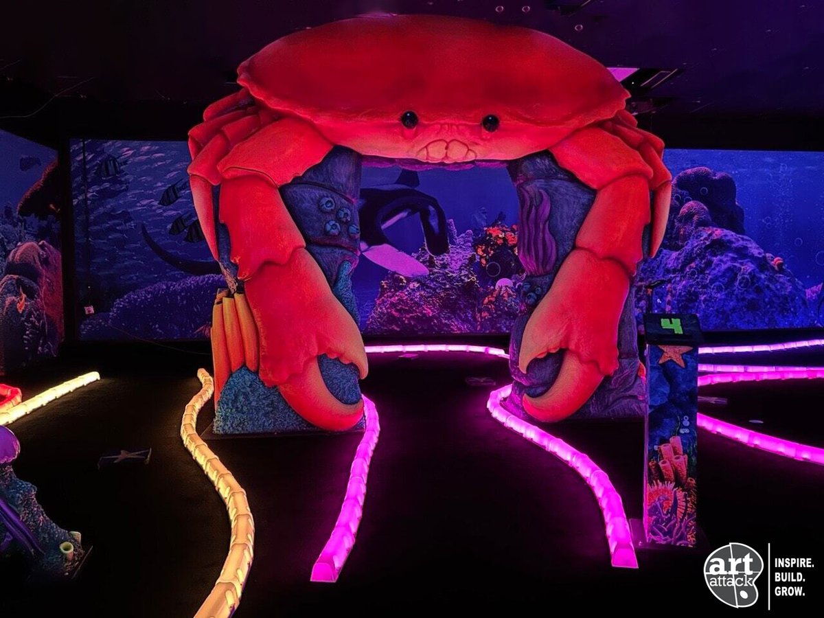 Crab walk your way to a hole-in-one with Art Attack’s black light LED mini golf courses! Contact us today to learn how we can transform your business with our innovative designs! #InspireBuildGrow #Minigolf #Prop #HDGraphix #PULSEGlowCurb #Entertainment #FamilyEntertainment