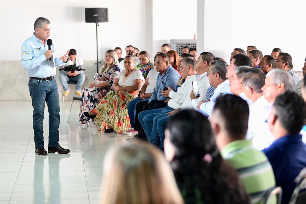 Platicamos con integrantes de diversos grupos de la sociedad civil de #Matamoros para compartir nuestras propuestas enfocadas en fortalecer los valores y el tejido social. (1/2)