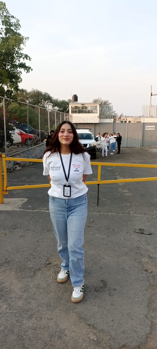 MexicoNumeros's tweet photo. El día de ayer 6 de mayo iniciamos la #ObservaciónElectoral en el Centro Penitenciario de #Texcoco del #votoenprisiónpreventiva @INEedomex, #JuntaDistrital16Edomex y #JuntaDistrital38Edomex
#Inclusión 
🗳️👊🧐#ObservadoraAnaRosa🙋🏻‍♀️
#DemocraciaSinBarreras https://t.co/iTYU2JjoqH