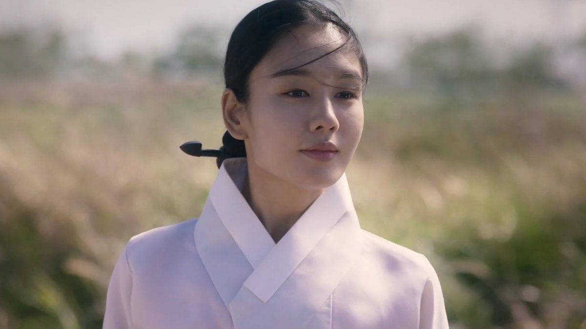 She deserves best actress 🏆 this year just not for one but three if needed to be she gave us Oscar Worth acting For three hit drama
Good bad mother 
My dearest 
Goodbye Earth 
#AhnEunJin #MyDearest