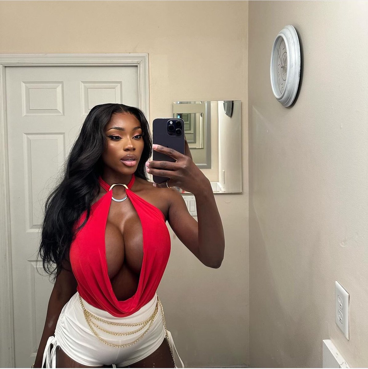 277. EveyAminey Profile Picture. 