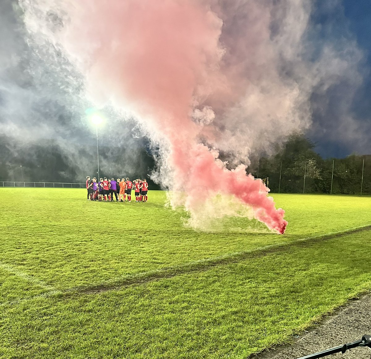 A late surge in the pyro scores with Nailsea adding a late one to go 5-0 in pyros 🧨