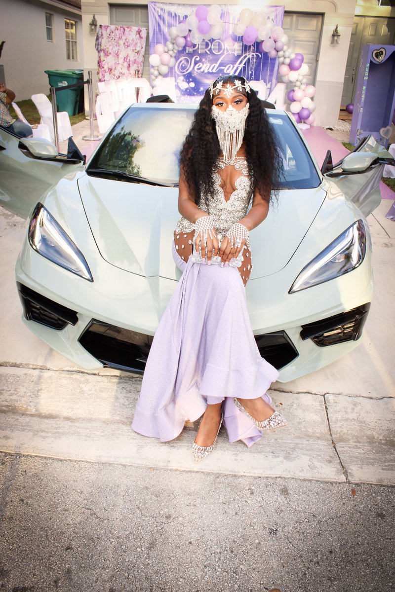 prettygirllnyy's tweet photo. Prom 2k24 💜✨ Theme: ArabianNights definitely kilt ! #femalegoat😘 @lakeyah https://t.co/eAfSUaDkh7