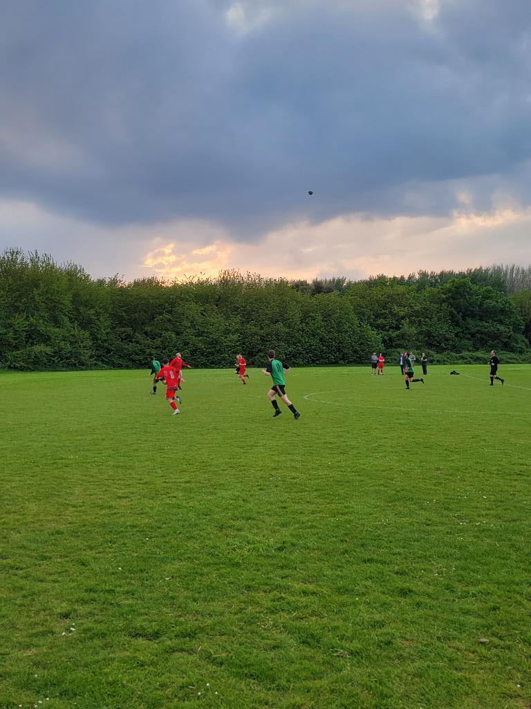 Liobians FC (@liobiansfc) on Twitter photo 2nds 4 - 3 <a href="/CNFC97/">Cardinal Newman FC</a>
Great win for the 2nds tonight. We were unlucky to be down 3-1 at HT but after some good battling, solid defending and some decent finishing, we came back to win 4-3.
Goals:
Jay Waldock β½οΈβ½οΈ
Kev McGeorge β½οΈ
Matty Webster β½οΈ 2nds 4 - 3 <a href="/CNFC97/">Cardinal Newman FC</a>
Great win for the 2nds tonight. We were unlucky to be down 3-1 at HT but after some good battling, solid defending and some decent finishing, we came back to win 4-3.
Goals:
Jay Waldock β½οΈβ½οΈ
Kev McGeorge β½οΈ
Matty Webster β½οΈ
