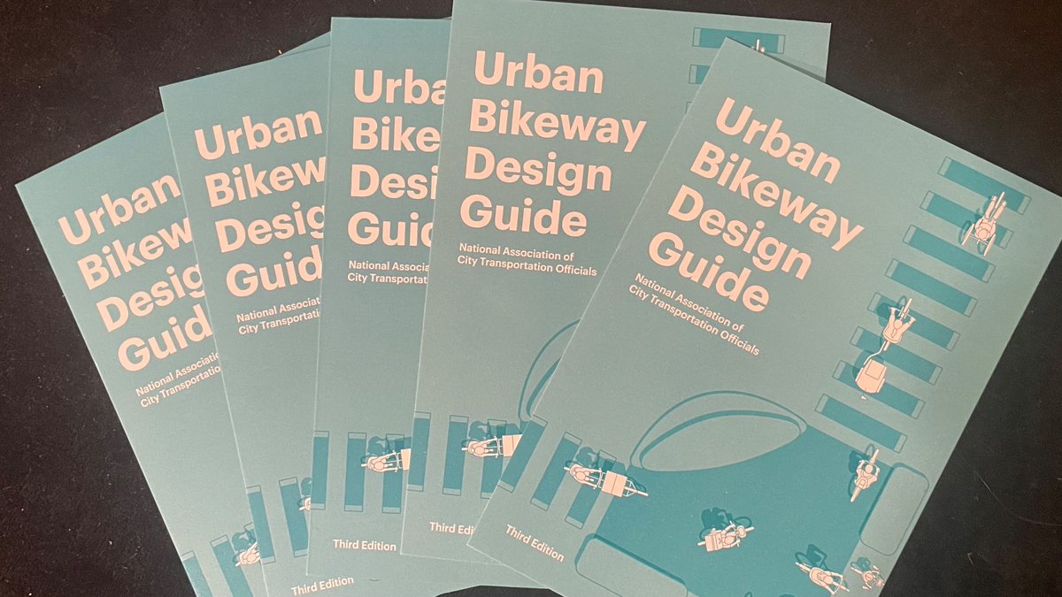 NACTO's tweet photo. 📣 The Third Edition of the Urban Bikeway Design Guide will be released this fall! 📣 https://t.co/Kl3mkwpugj