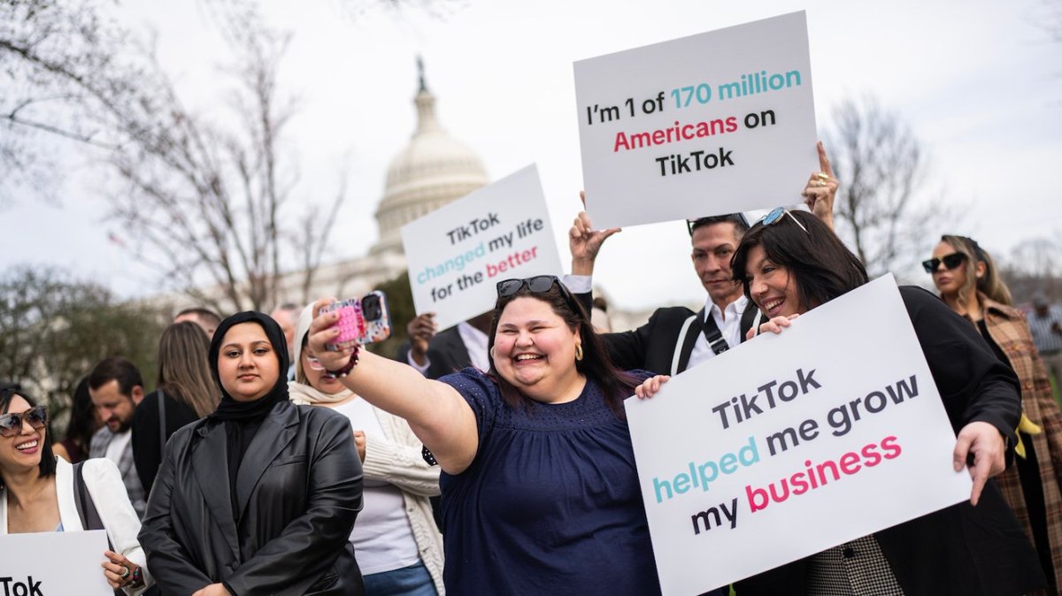 TikTok sues to block potential US ban trib.al/vsGBzZi
