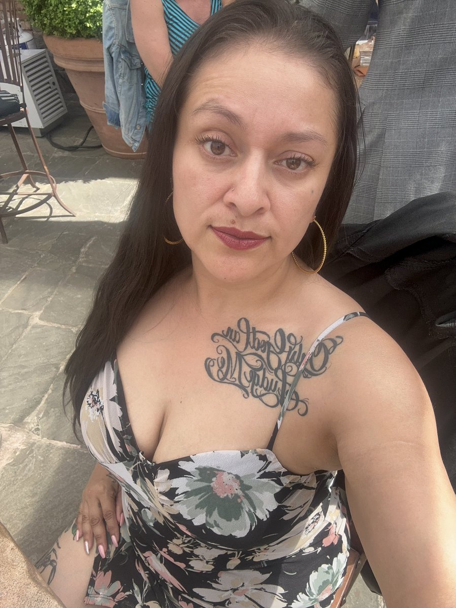 T$🇸🇻🦂415 tweet media