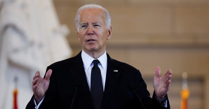 ABD Başkanı Joe Biden Holokost kurbanlarını anma töreninde konuştu: 🗣️ Üniversite kampüslerinde antisemitizme yer yok indyturk.com/node/720666/ha…