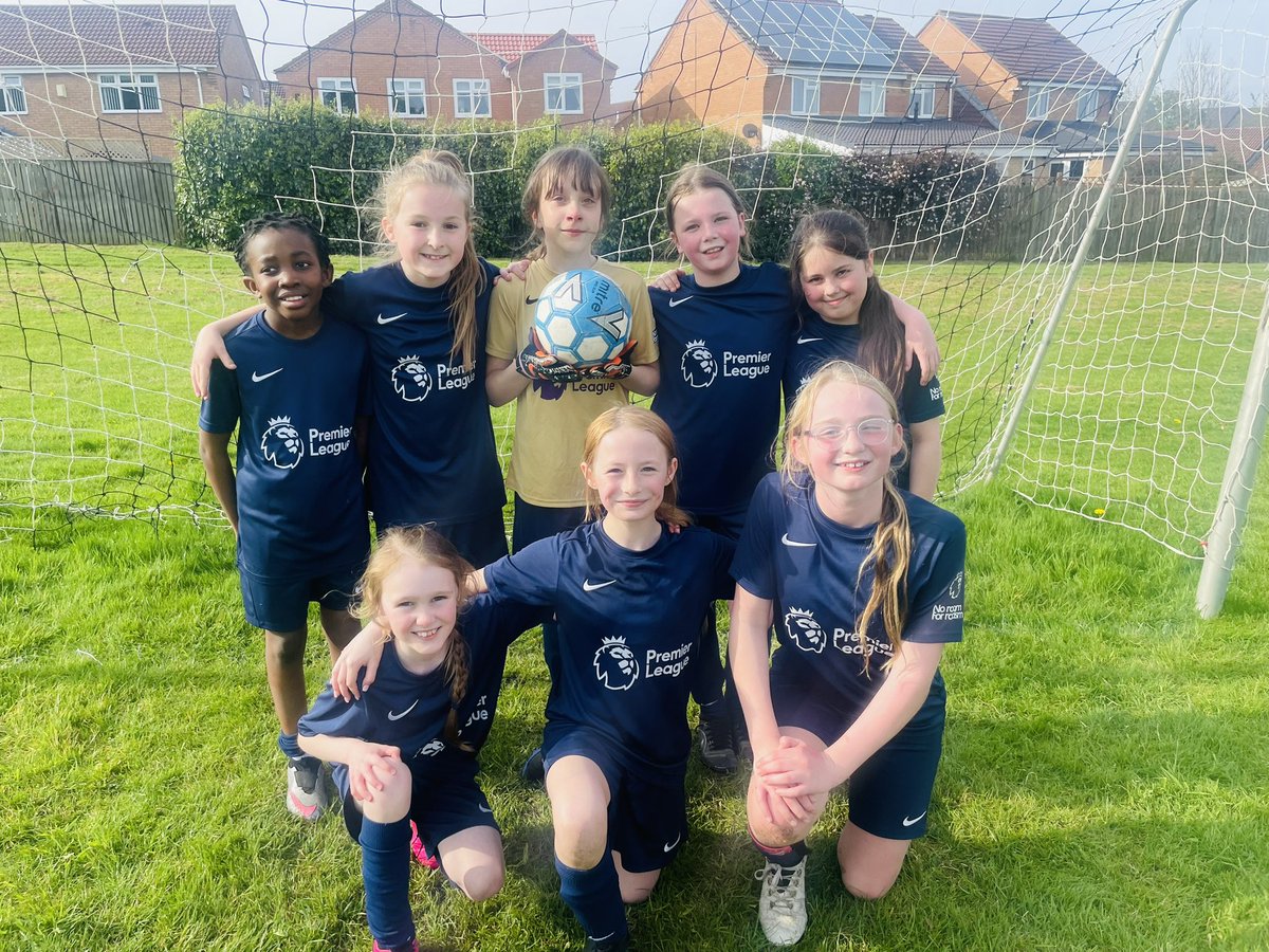 A few challenging matches for the girls tonight. We want to applaud their tremendous effort, resilience and teamwork. Well done. ⚽️🙌🏻 #Article31