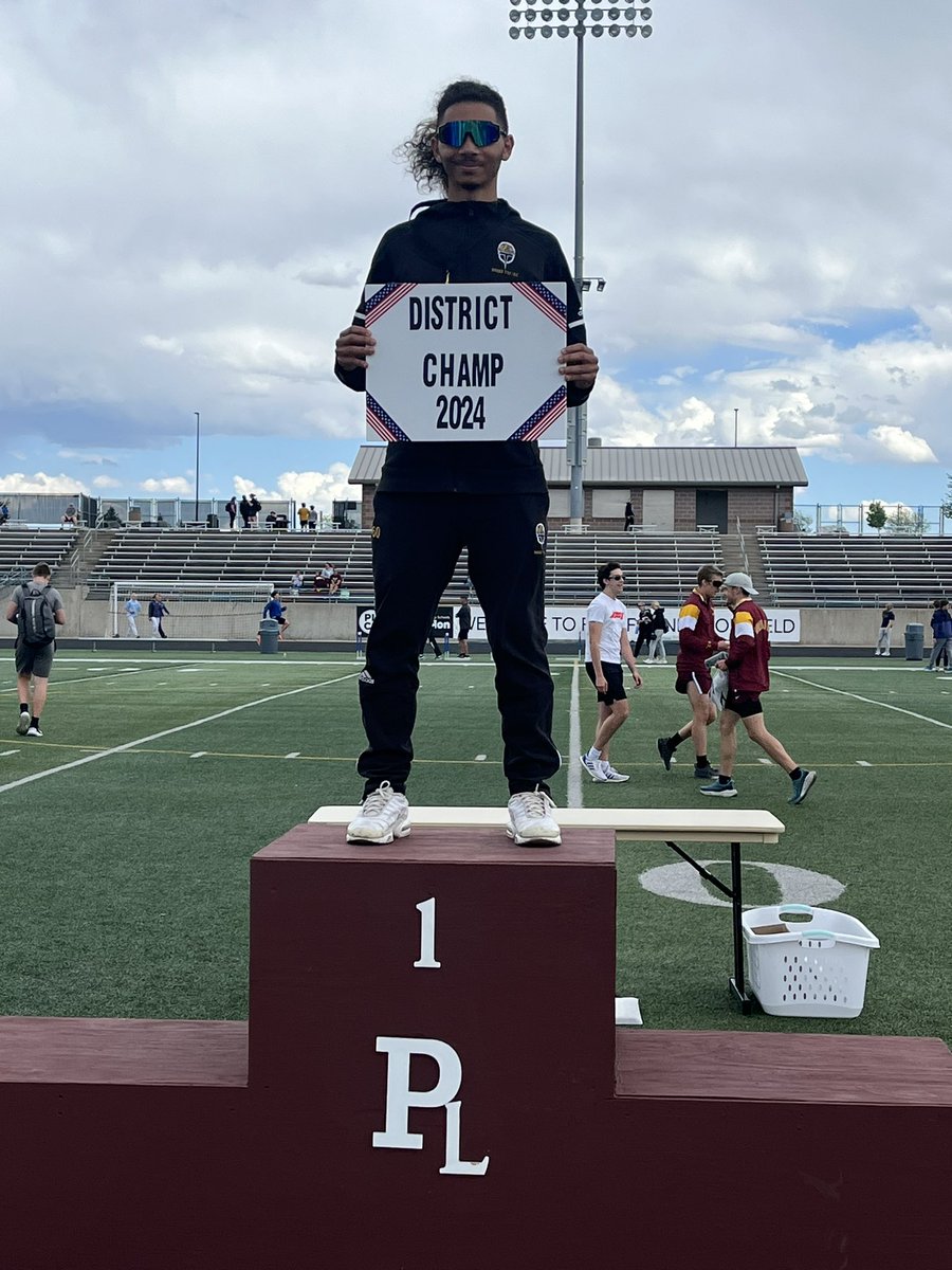 Burke XC and Boys T&F tweet media