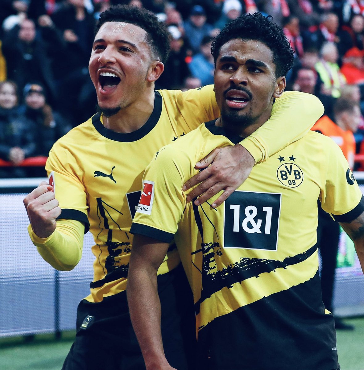 Footballtweet's tweet image. 'Not good enough for Chelsea'
'Not disciplined enough for Ten Hag' 

Maatsen and Sancho are now Champions League finalists!