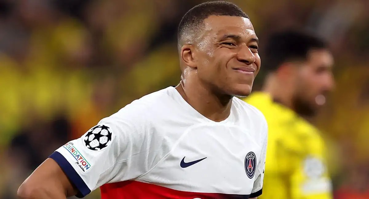 tjuanmarti's tweet photo. Kylian Mbappé, tras ganar al Barça en Montjuïc: “Esto es fútbol y se habla en el campo”. 

Kylian Mbappé, en las semifinales de Champions:

0 goles
0 asistencias https://t.co/i6M1GqSzFj