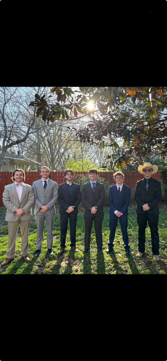 Earlier in April we initiated 6 new brothers. These gentlemen are the future of our chapter.                            #rushkappasigma #springrush #aekdb