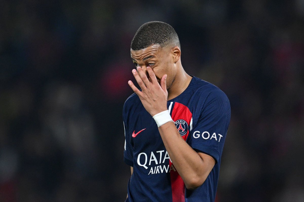 lnstantFoot's tweet photo. Mbappé ce soir : 0/10. https://t.co/BjbXUHiGOn