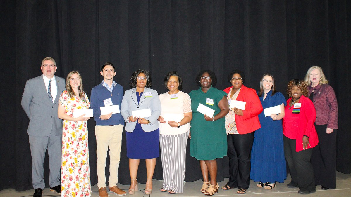 myAEA's tweet photo. Today, the Alabama Education Retirees Foundation awarded ten outstanding educators a $2,000 scholarship to pursue further educational training. Join us in congratulating all of these deserving recipients! #myAEA #TeacherAppreciationWeek https://t.co/5zWzhaNR9v