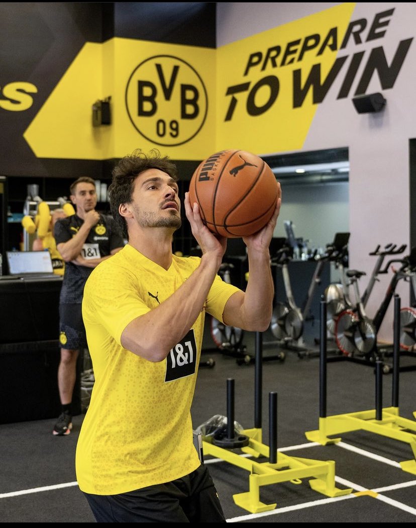 Felicitaciones querido @BVBDortmund_Arg 💛