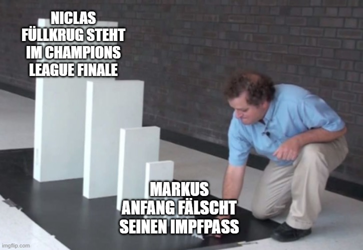 chtzehn99's tweet photo. Geschichten, die nur der Fußball schreibt... #PSGBVB https://t.co/OLQvB59OVL