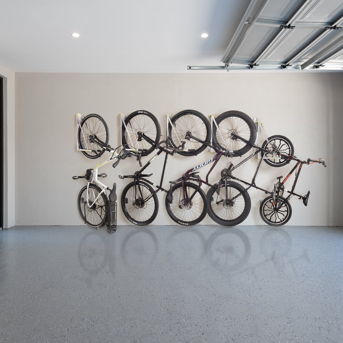 deltacycle's tweet photo. Keep your wheels spinning and your space clean with our new Pivot Rack🚴‍♂️🏠Shop now: https://t.co/q05eWzv3hw https://t.co/i6Ed9kZdEf