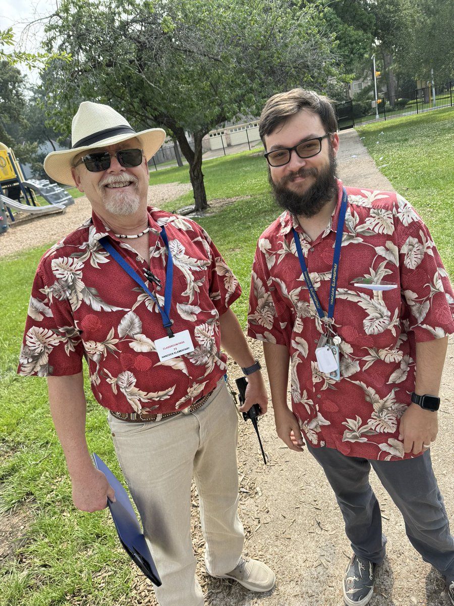 We found some more twins today! #Twinning for #IslandDay #ABCcountdown