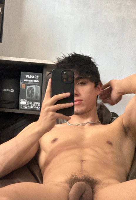 2 pic. I&rsquo;m Uncut  https://t.co/vapllLZiBW https://t.co/Ow3KmrKmOi