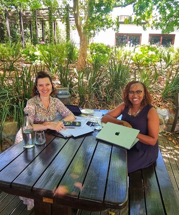 EdnaTallam's tweet image. All amazing conversations start from somewhere. My story and @NorthNatasha&apos;s started here. The tranquility of nature brings forth great conversations. 

I was also lucky and glad to meet @julia_downing during the @ICNurses
#GNLI Network.

#mindsatwork