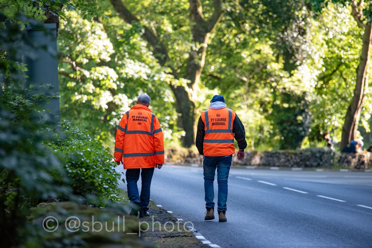 not long to go....and its folk like this that make it possible. #iomtt #marshals 📸© @sbull_photo