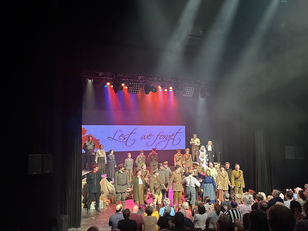 Fintan_Phelan's tweet image. Letters from the Front, The Musical
An absolutely fantastic show in @VisualCarlow last week! A well deserved standing ovation! Congratulations to Ollie Hennessy, Don O’Connor, @rebeccastorm9 and all the cast! #carlow #musical