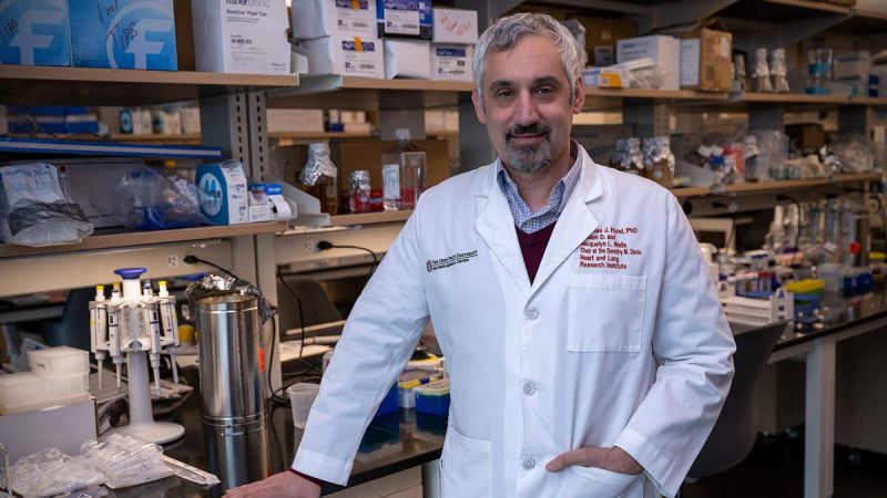 Interdisciplinary team led by Prof. Tom Hund earns @nih_nhlbi R01 award to design more effective strategies to heal the heart after a heart attack engineering.osu.edu/news/2024/05/r…