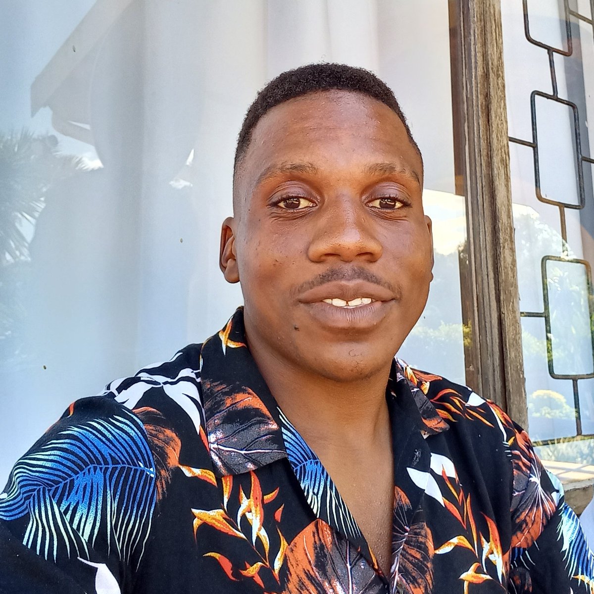 ITprogrammer6's tweet image. #NewProfilePic
