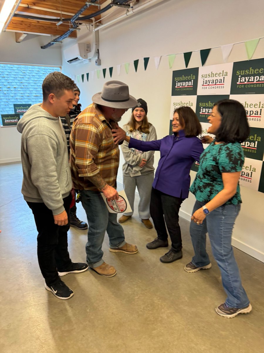 I had an AMAZING time in Portland this weekend canvassing for my sister @SusheelaJayapal! Susheela is a tried-and-true progressive and a proven leader. We can’t let Republican-funded Super PACs buy this race.